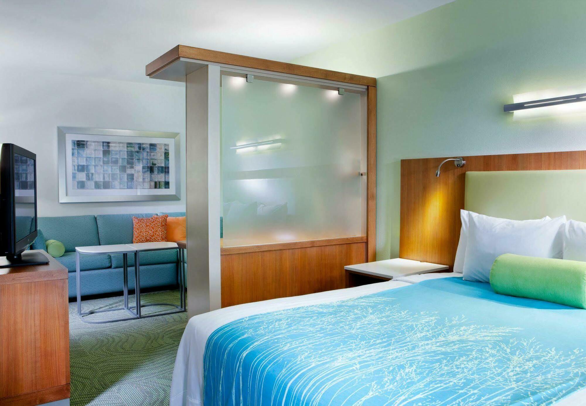 Springhill By Marriott Houston Hotel The Woodlands